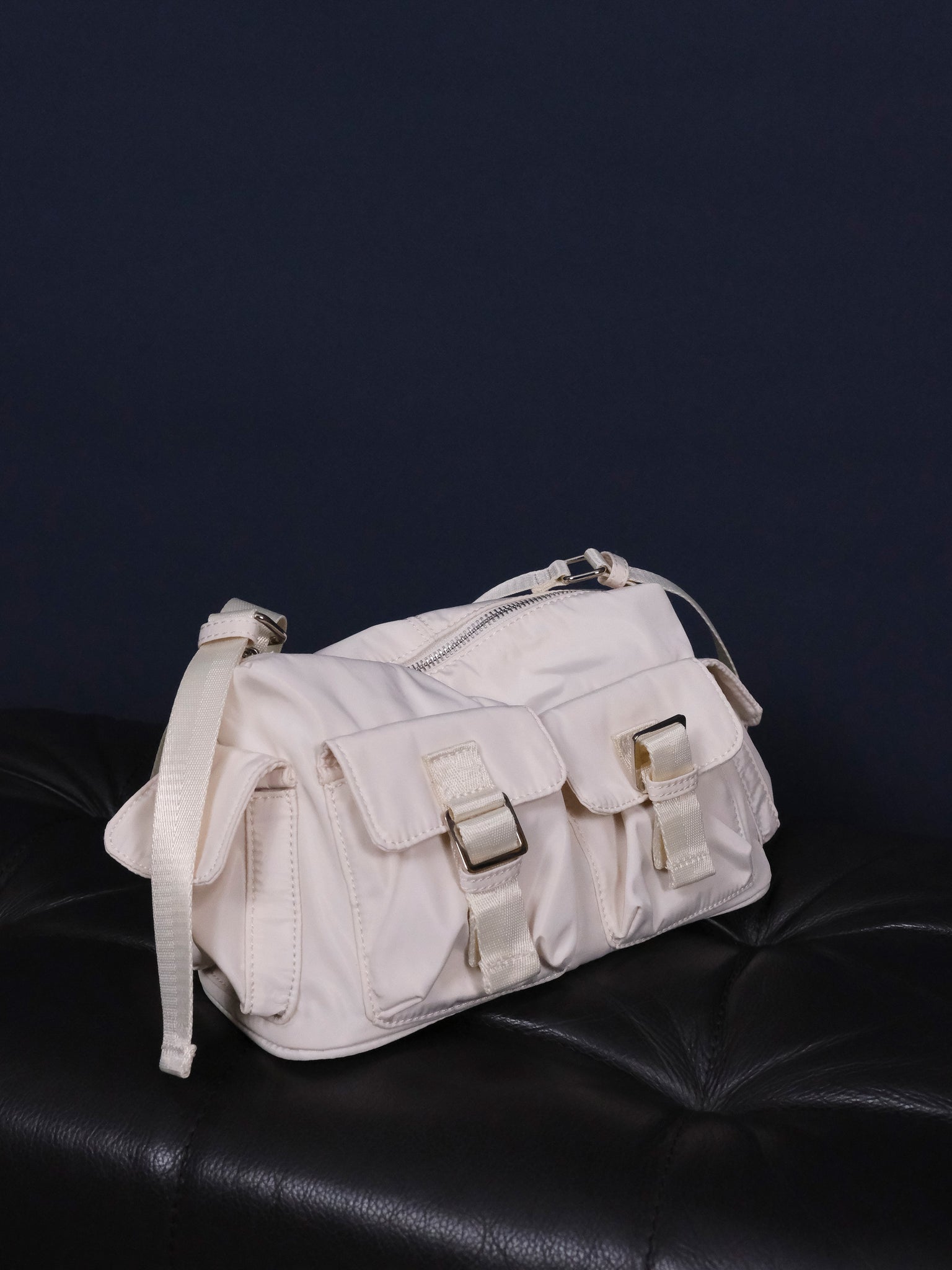 DES SHOULDER BAG